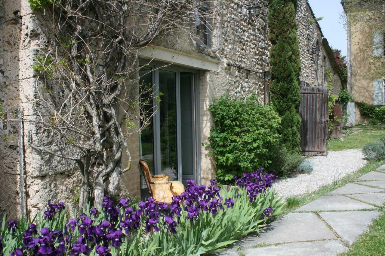 Le Domaine Des Rouges Queues Hotell Chateaudouble  Eksteriør bilde